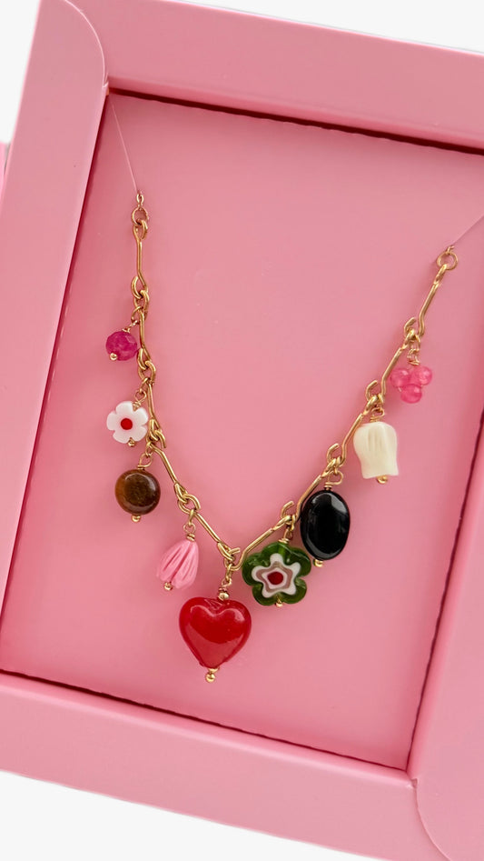 Colar Charme Love