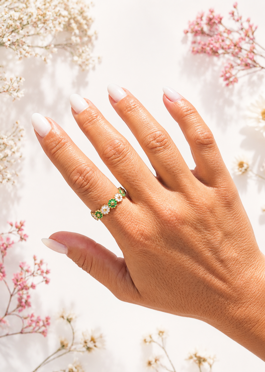 Anel Emerald Daisy